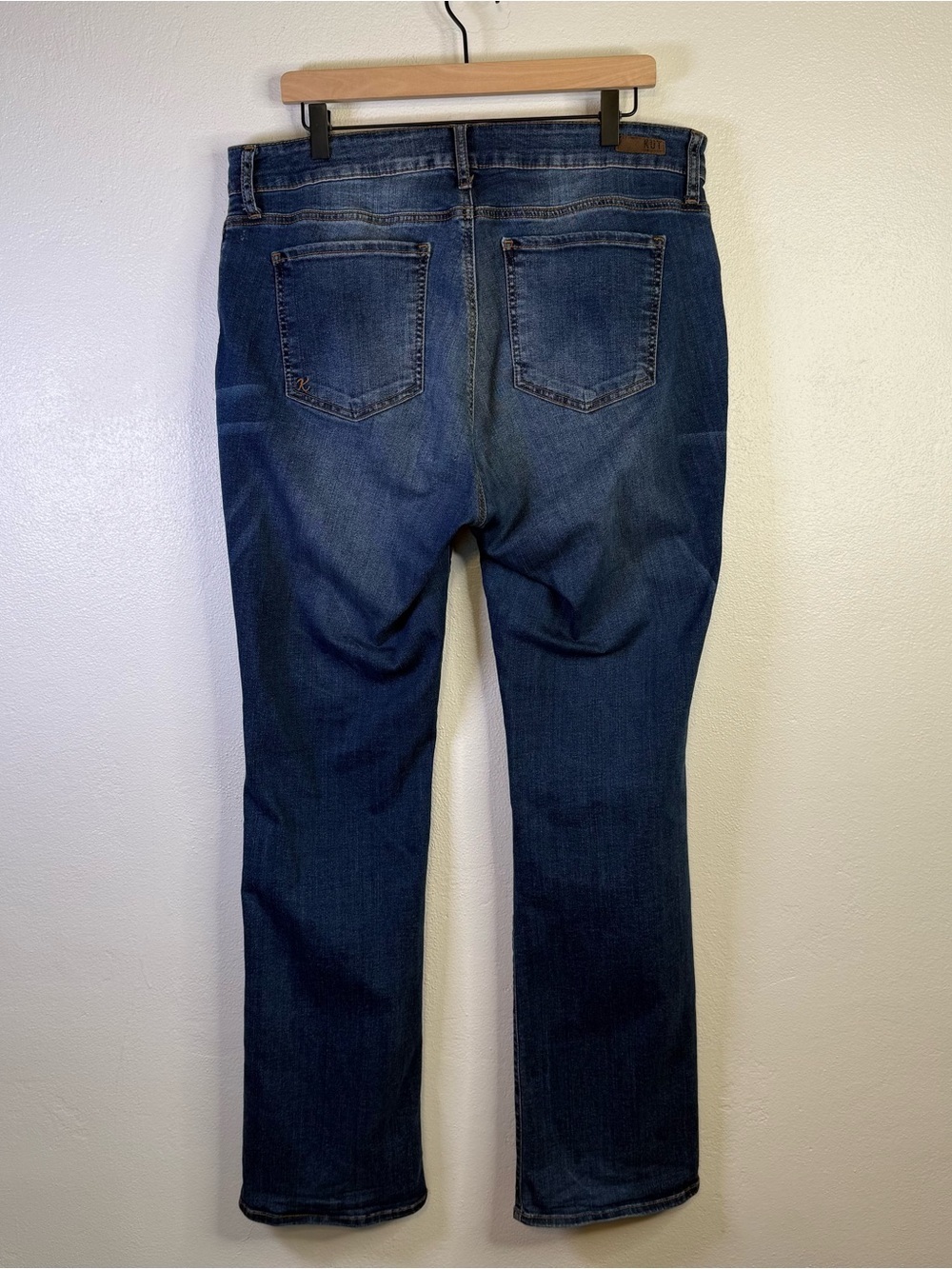 Kut from the Kloth Womens Boot Cut Cotton Denim Jeans Medium Blue Wash Size 16W - Picture 10 of 16